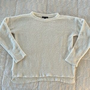 Cable & gauge super soft creamy white sweater